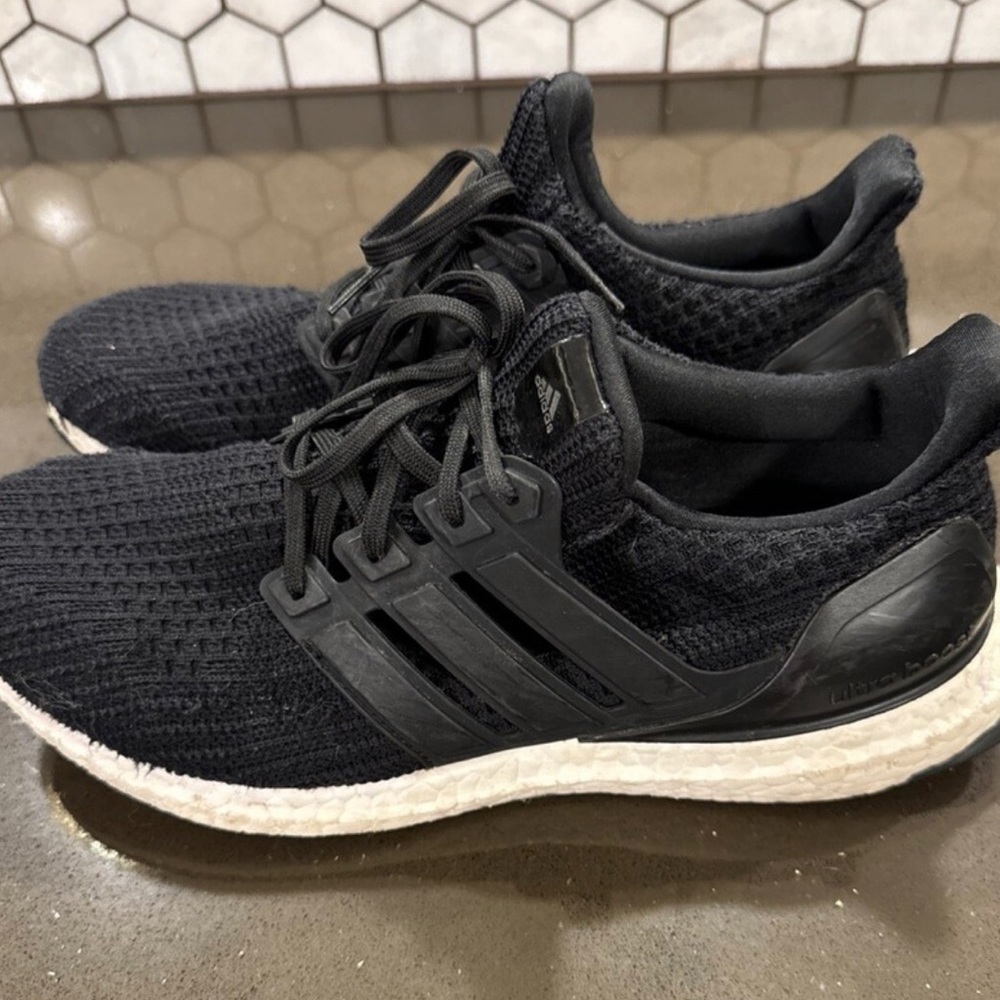 Adidas Ultra Boost Black Running Shoes 8.5